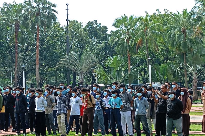Polisi Menangkap 169 Remaja yang Melakukan Konvoi dengan Dalih Bagi-Bagi Takjil