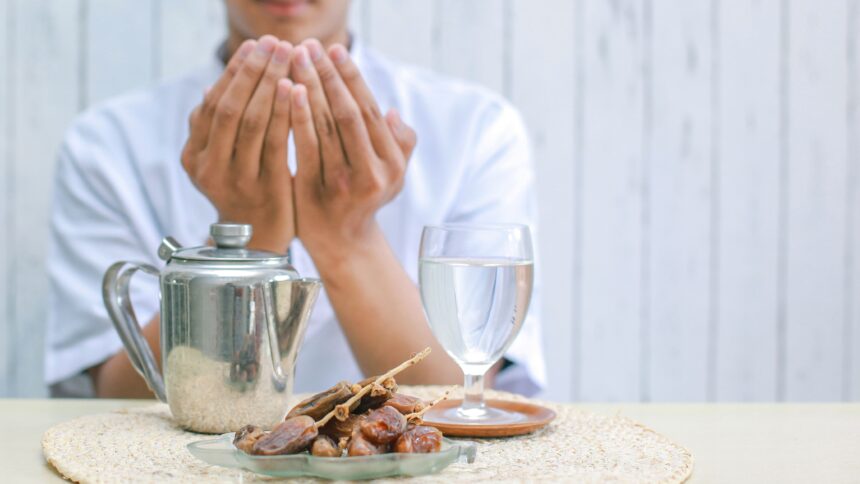 Mengganti Puasa Ramadhan atau Puasa Syawal, Yang Mana Harus Didahulukan?