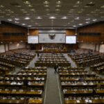 Anggota DPR, DPRD, dan DPD Terpilih Harus Mundur Saat Maju Pilkada