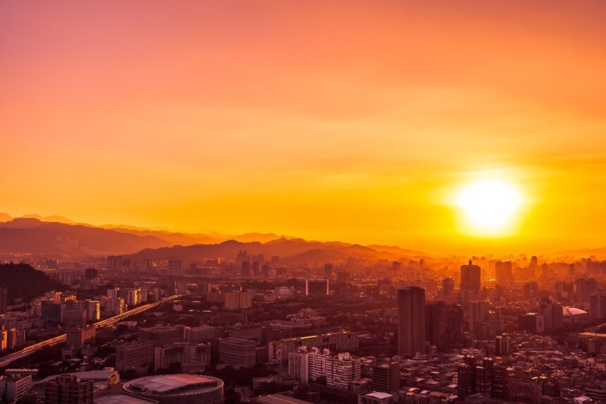 Ini Penyebab Cuaca Panas di Indonesia Akhir-akhir Ini, Bukan Heatwave!