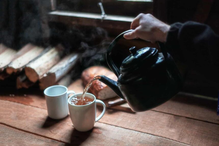 Kenapa Minum Teh Saat Perut Kosong Tidak Dianjurkan? Ini Akibatnya yang Perlu Diketahui!