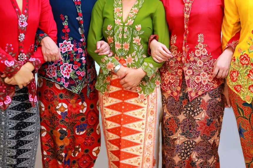 Peran Kebaya dalam Menjadi Identitas Nasional Berbasis Lokal