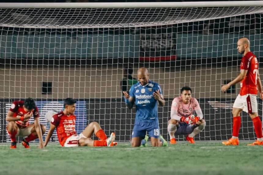 Persib Taklukkan Madura dengan 3 Gol Tanpa Balas di Final Leg Pertama