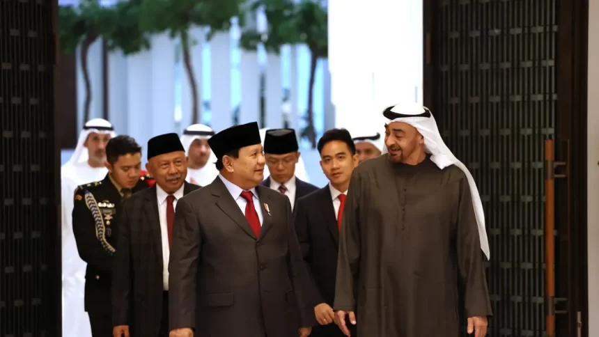 Prabowo Memperkenalkan Wakil Presiden Terpilih Gibran kepada Presiden UEA