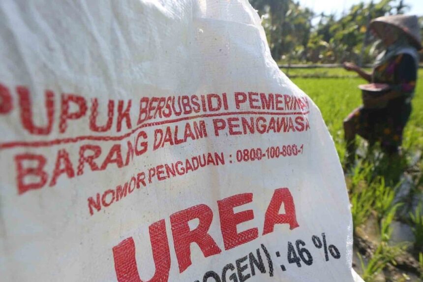 Pupuk Indonesia Menerapkan Pembelian Pupuk Bersubsidi dengan KTP Elektronik