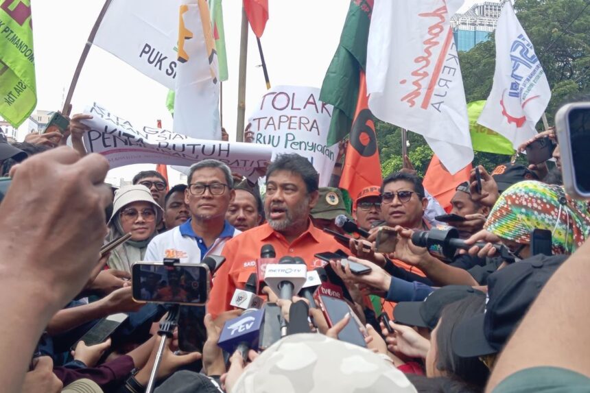 Buruh Gelar Demo Tolak Tapera, Ini 5 Tuntutan Mereka Hari Ini!