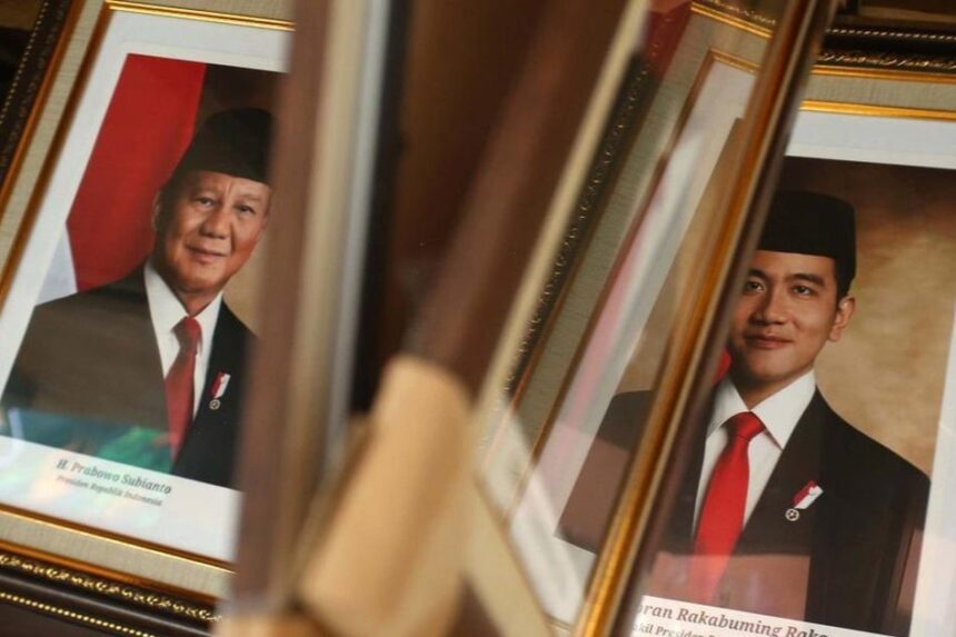 Isu Kontroversial Seputar Prabowo Membuat Rupiah Terpuruk Jelang Pelantikan Presiden