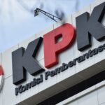 KPK Menunda Penahanan Sekjen DPR : Menunggu Penghitungan Kerugian Negara