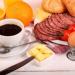 Kenapa Minum Kopi Setelah Makan Daging Tidak Disarankan?