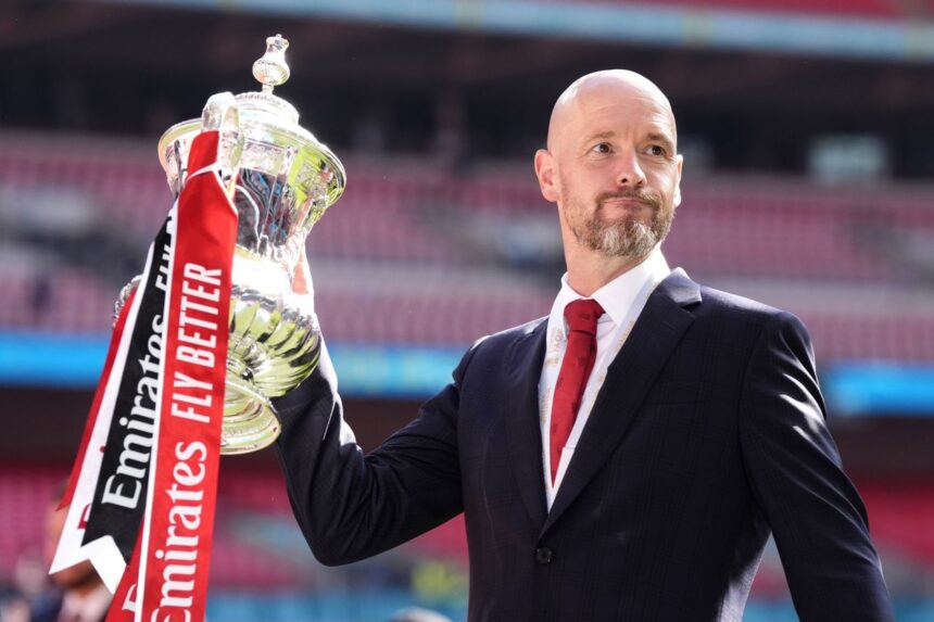 Manchester United Memutuskan untuk Mempertahankan Erik ten Hag untuk Musim Depan