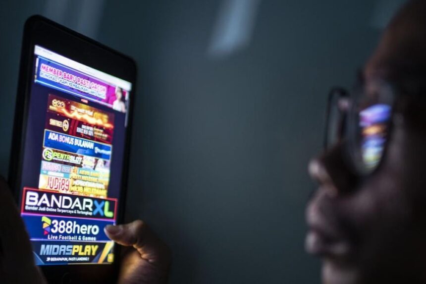 PPATK : Lebih dari 1000 Anggota DPR-DPRD Terlibat Praktik Judi Online