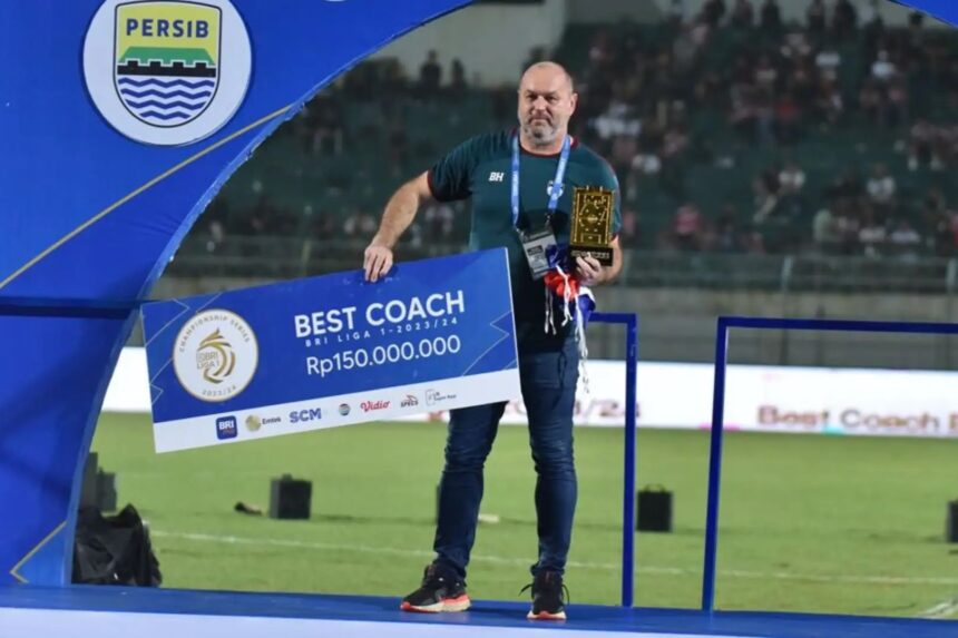 Persib Bersiap Memperpanjang Kontrak Bojan Hodak Selama 2 Musim