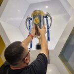 Trofi Juara Liga 1 Dipamerkan di Persib Store, Bobotoh Bisa Berfoto