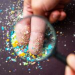 5 Sumber Mikroplastik yang Sering Terkonsumsi dan Cara Menghindarinya!