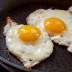 Apakah Makan Telur Setiap Hari Menyebabkan Kenaikan Kolesterol? Ini Fakta Sebenarnya!