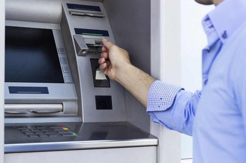 Aturan Terbaru Saldo Minimum BCA, BRI, BNI, dan Bank Mandiri