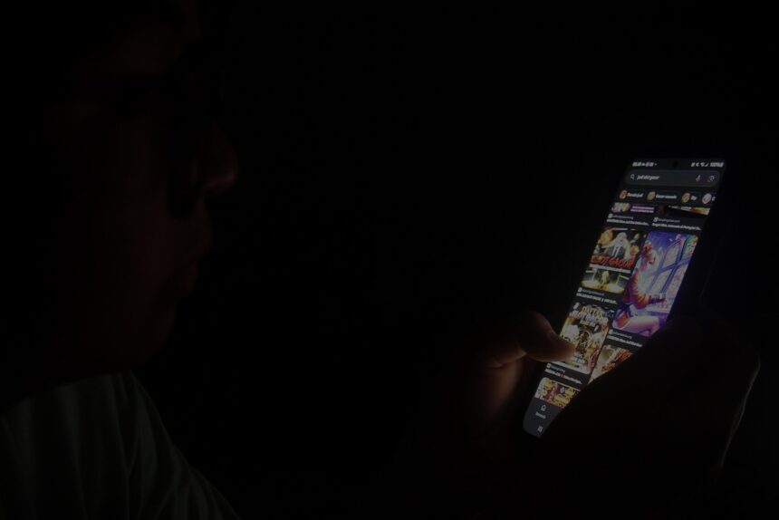 Kejar Bandar, OJK Blokir 6.000 Rekening Judi Online