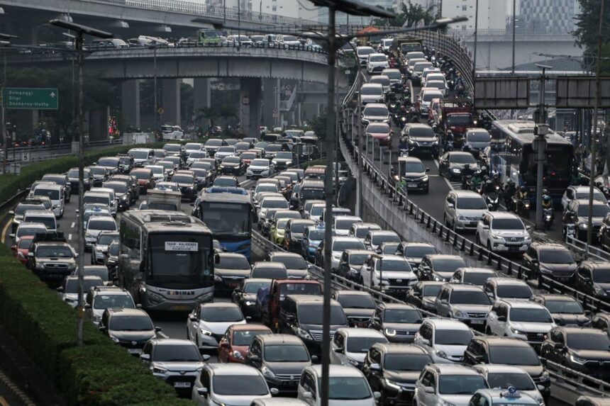 Kerugian Akibat Kemacetan di Jakarta Mencapai Rp 100 Triliun per Tahun