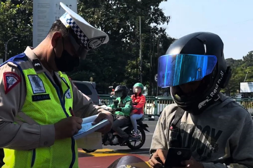 14 Jenis Pelanggaran yang Jadi Target Operasi Patuh 2024 dengan Denda Maksimal Rp1 Juta