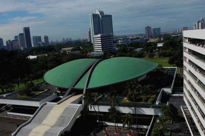 PR Penting DPR, Memperkuat Transparansi kepada Rakyat Melalui Media Sosial