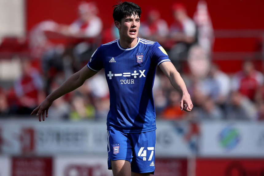 Pelatih Ipswich Town Bahas Masa Depan Elkan Baggott, Tetap Bertahan?