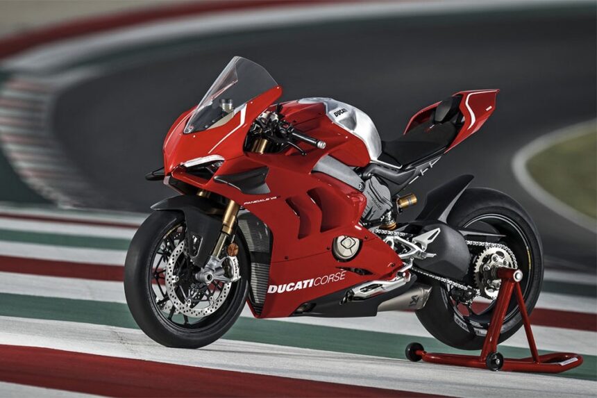 Spesifikasi Motor Ducati, Harga dan Batas Kecepatan