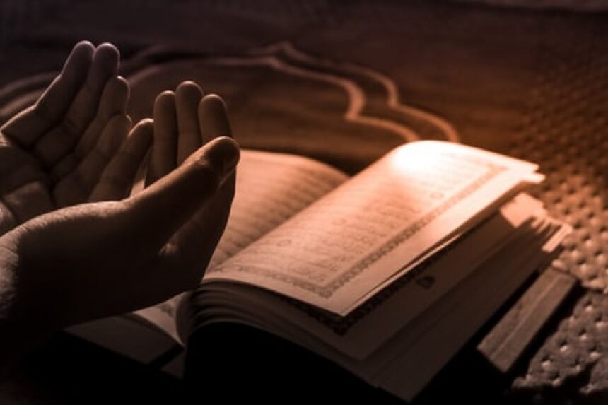 Waktu Terbaik untuk Membaca Surat Al Waqiah Ini Penjelasannya!