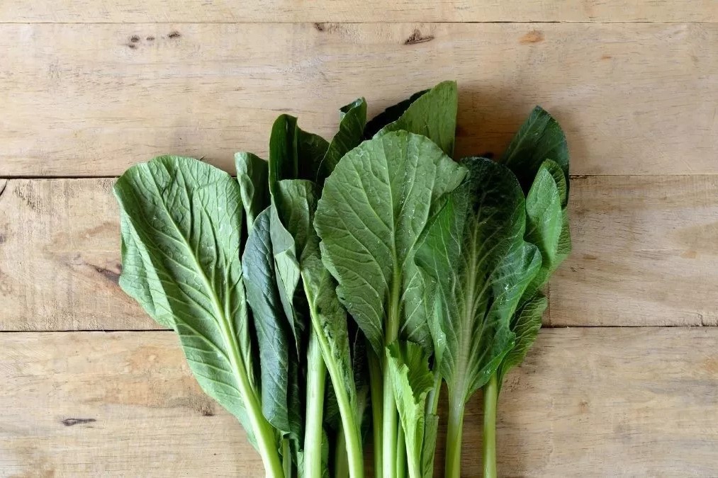5 Manfaat Menarik dari Sayur Sawi dan Potensi Efek Sampingnya