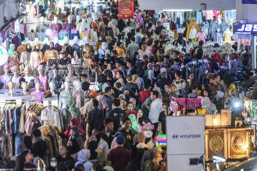 MUI Serukan Masyarakat Prioritaskan Penggunaan Produk Dalam Negeri